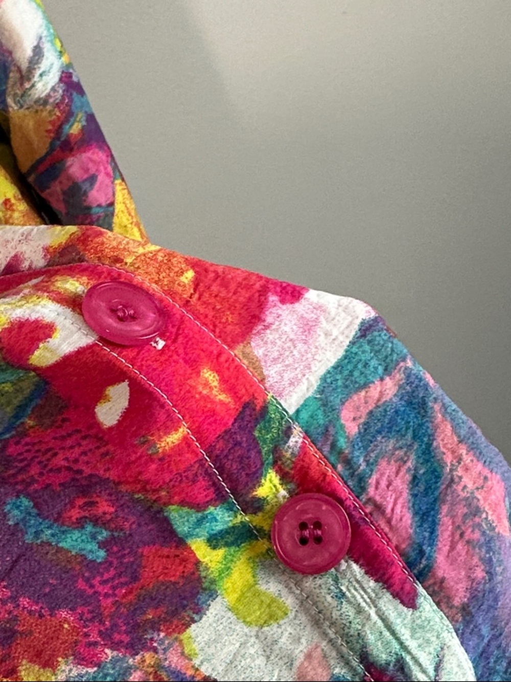 Ali Miles Abstract Colorful Print Button Down Top Size M - Picture 10 of 16